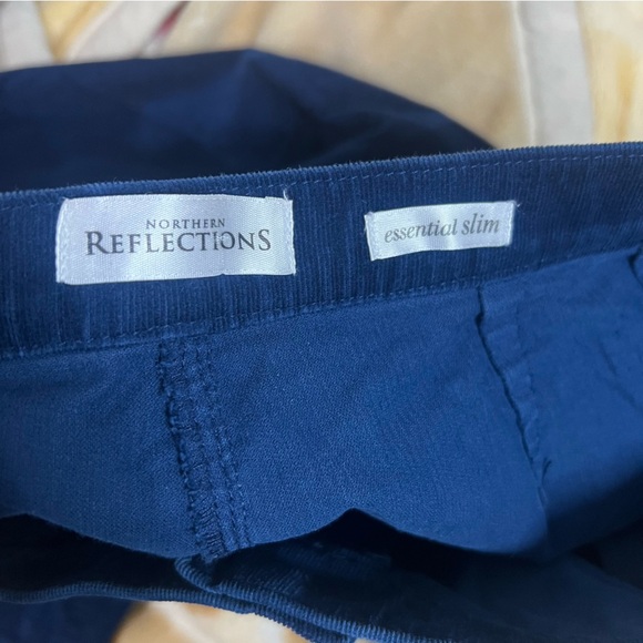 NORTHERN REFLECTIONS  Corduroy Blue Wide Leg Pants Casual 36x38 Essential Slim - Picture 7 of 8